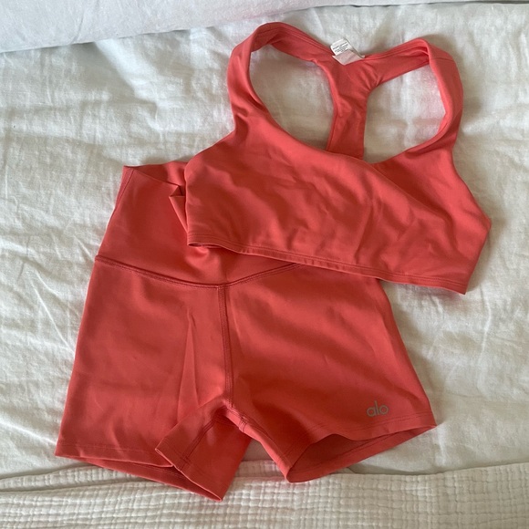 ALO Yoga Pants - Alo Yoga Airlift Orange Candy Top and Shorts Set